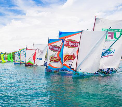 Le Tour de la Martinique des Yoles Rondes